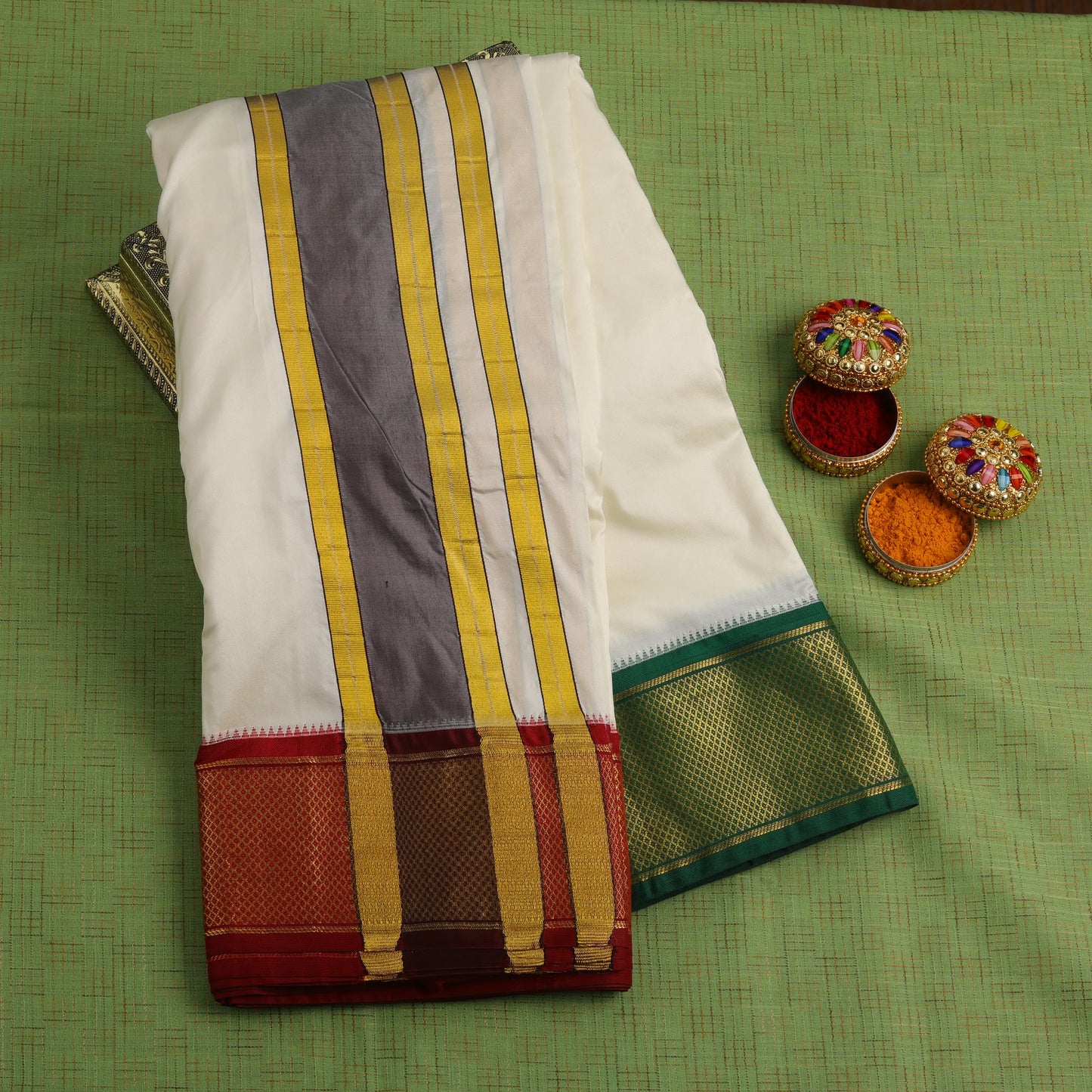 Horad Tradition Pure Silk 16 KAN Dhoti